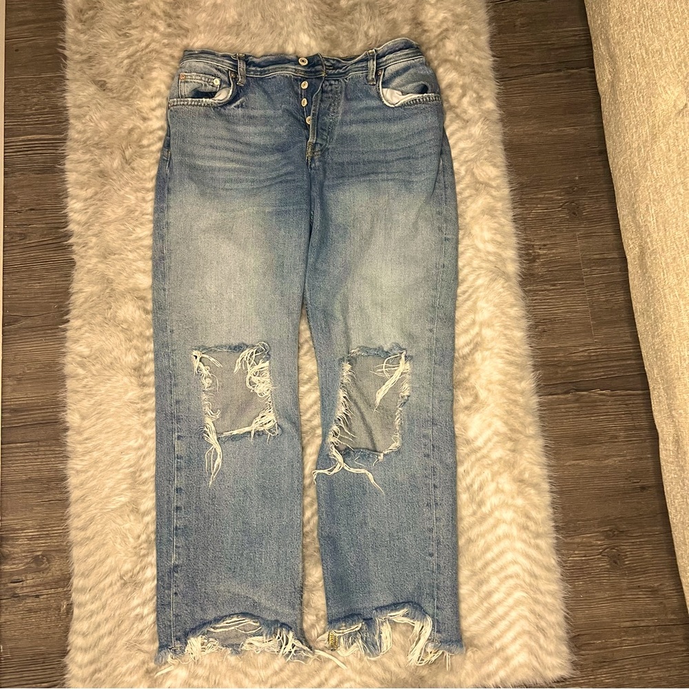 Free People distressed jeans size 28
